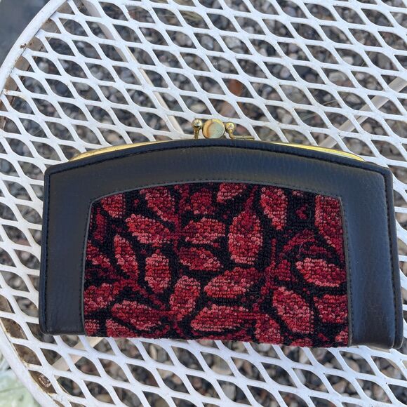 Vintage Tapestry Carpet Bag Red & Black Wallet 1960s Double Kiss Closure - Picture 2 of 8
